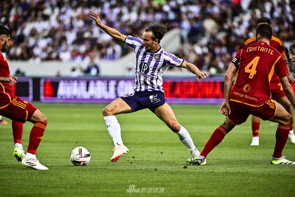 短传配合 短传配合